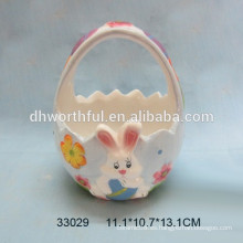 Pintado a mano cestas de cerámica de diseño de conejo para el día de Pascua